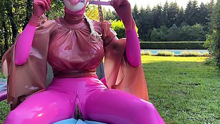 Chubby Amateur Milf Sarah Janes Outdoor Masturbation