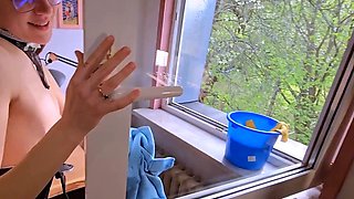 BettDuett - Freundin beim Schrubben mit Sperma bef-llt