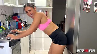 Amateur Homemade Kitchen Fuck with Hairy Brunette Latina in Doggy Style