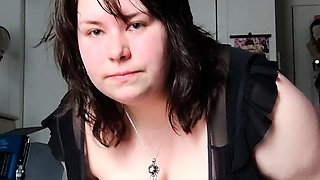 Masturbation close up Tamara big clit