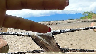 I Like to Touch Myself Until I Reach Orgasm on the Beach While Being Watched