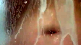 Big boob brunette masturbates on webcam