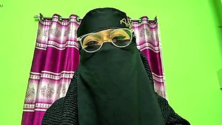 Desi Aunty Fucked Hard - Big Ass & Blowjob Like Sunny Leone