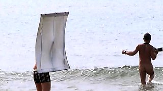 Sexdate amateurs at the public beach 2