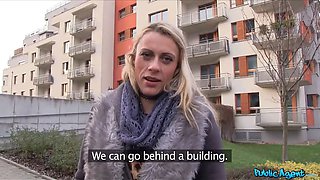 I warm my Big Dick inside her warm wet vulva - public agent