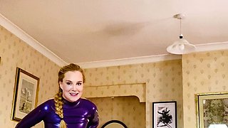 Solo girls masturbate until orgasm for