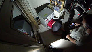 help stepbro im stuck in the safe