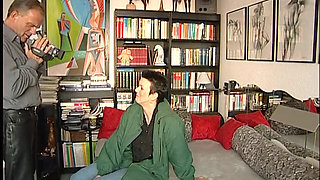 Short hair mature blows dude's dong at the casting