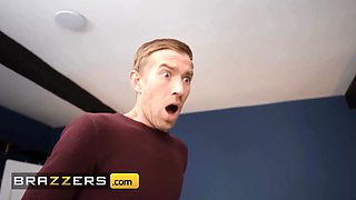 Sapphire astrea had her eyes on danny for a while & waits for the right moment to take a ride on his schlong - brazzers