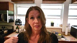 Busty Mature MILF Autumn Fucks Delivery Guy in Homemade POV Video