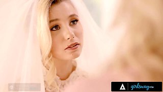Girlsway milf Julia Ann fucks bride-to-be Carolina Sweets