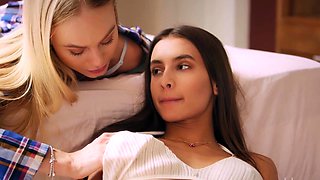 Nanc* A & Vaness* All*ssia - In Th* Arm* Of Passion