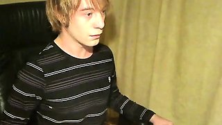 Emo Twink's First Ejaculation on Webcam