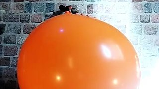 Big boob brunette masturbates on webcam