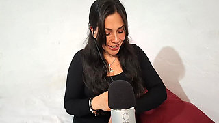 ASMR Kiss, I bite and caress your ears
