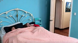 Harlow West, Ali Jones - Ali & Harlow’s Holiday Swap