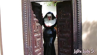The Kinky Latex Nun