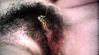 Amateur hairy lesbians get licked