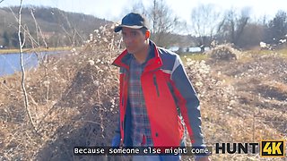 Hunt4k. such a supreme fuck for cash in the car