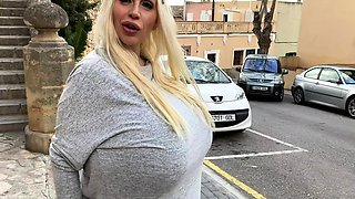 Big ass amateur blonde fucking POV in public