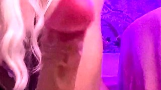 Big assed anal booty fetish slut toying deep in her ass