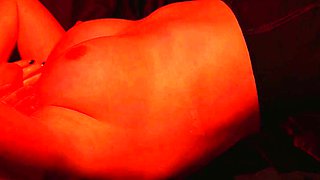 Big boob brunette masturbates on webcam