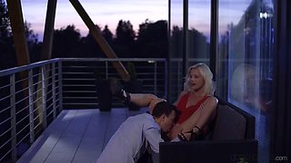 Blonde Zazie Skymm Deepthroats Big Cock Outdoors