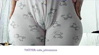 CAMEL TOE- CAMEL TOE- CAMELTOE- TURKISH MILF- TURKISH PORN- PAJAMAS- PUSSY- TURKISH DISCLOSURE- DISCLOSURE