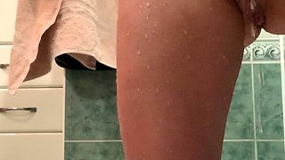 Leann amateur beautiful brunette with big boobs