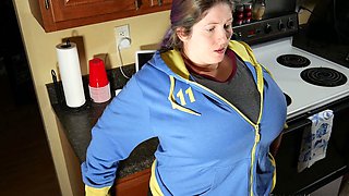 Hot amateur bbw stripping and masturbating