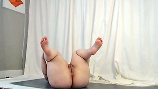 Australian BBW with big boobs gives blowjob