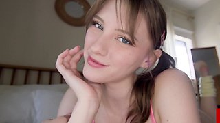 Amateur Teen georgeus brunette 2